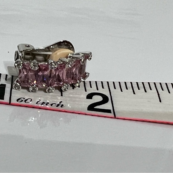 New Nolan Miller  Clip on Earrings - Picture 8 of 11